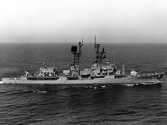 USS John Paul Jones DDG 32 DD 932 guided missile destroyer Decatur