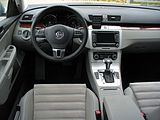 VW Passat B6 Limousine 2.0 TDI DSG Highline Reflexsilber Interieur.JPG