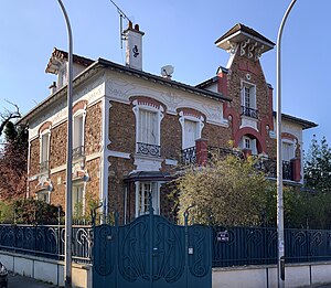 Le Perreux-Sur-Marne: Géographie, Urbanisme, Toponymie