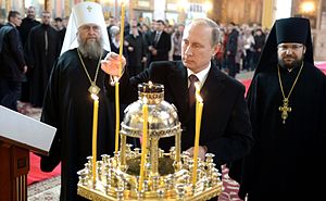 Vladimir Putin in orthodox cathedral in Astana 2.jpg