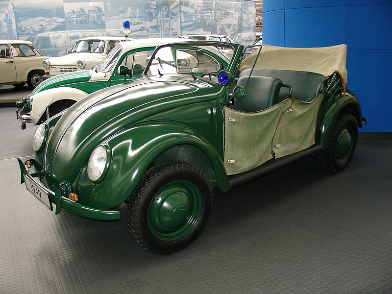 File:Volkswagen Typ 18 A.jpg