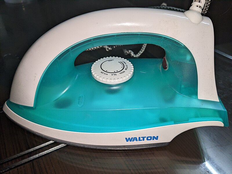 File:Walton electric iron.jpg