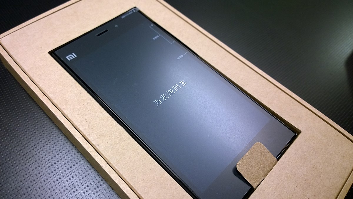 Файл:Xiaomi Mi 3.jpg — Википедия