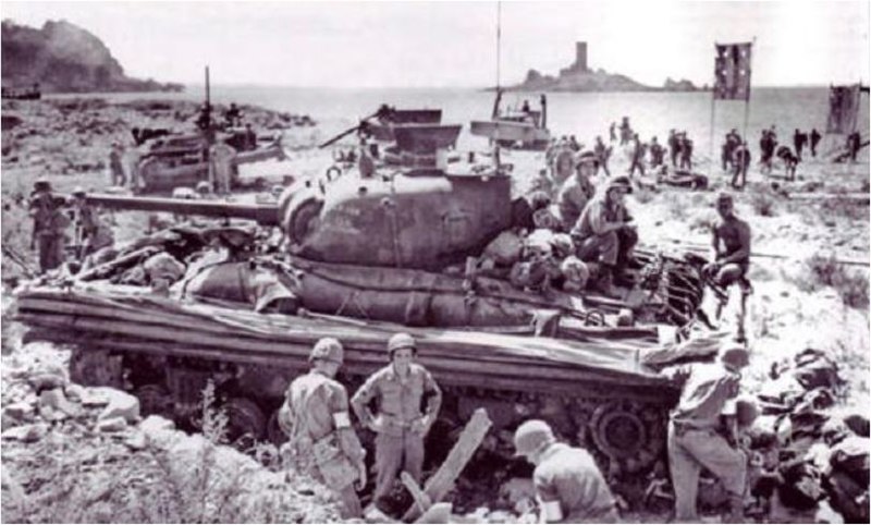 File:Île d'Or. Le Dramont. Débarquement. 1944.jpg