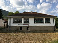 Основно училиште во Челопеци.jpg