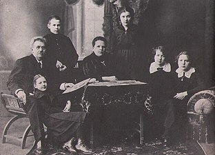 Família Metenkov, 1916