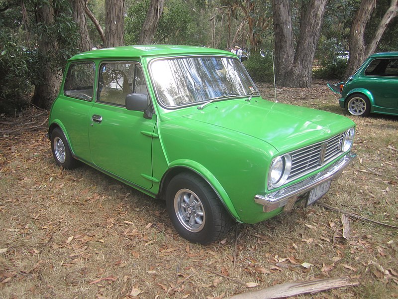 File:1972 Morris Mini Clubman.jpg