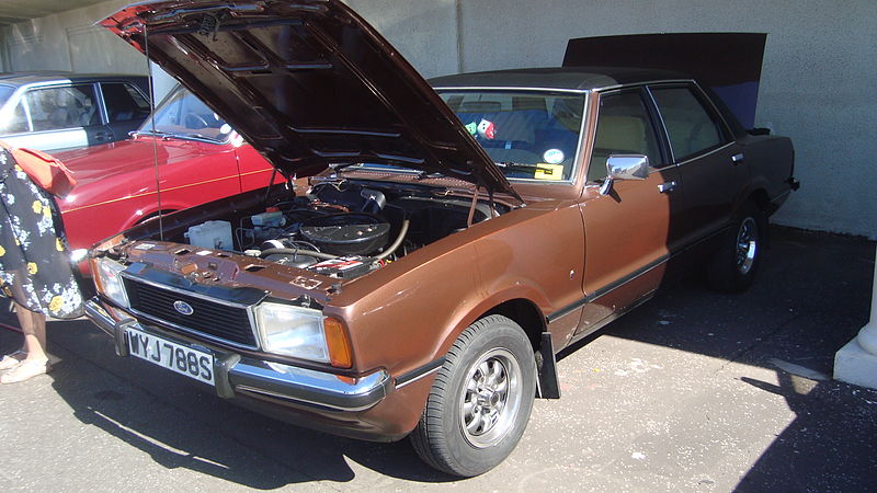 File:1978 Ford Cortina 2.0 Ghia Automatic (15307815305).jpg