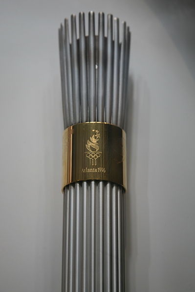 File:1996 Atlanta Olympic Games Torch (Replica).jpg