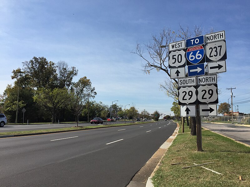 File:2016-10-26 13 03 36 View west along U.S. Route 50 and north along Virginia State Route 237 (Fairfax Boulevard) between Pickett Road and U.S. Route 29 (Lee Highway) in Fairfax, Virginia.jpg