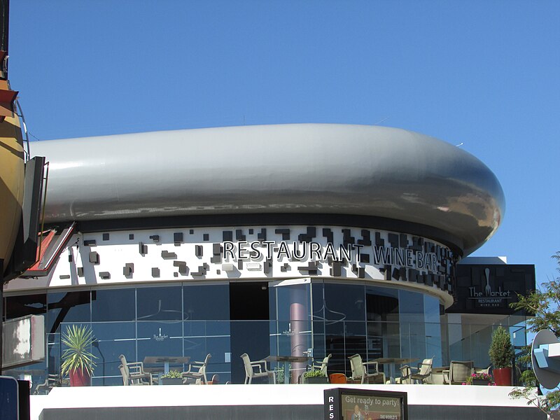 File:2017-11-06 The Market Restaurant, Avenida Dr. Francisco Sá Carneiro, Albufeira.JPG