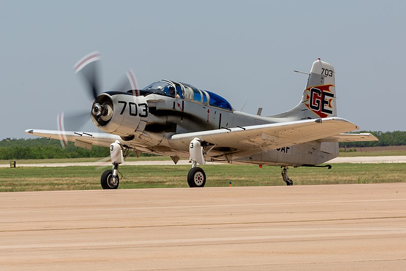 File:20180512 EA-1E Skyraider Dyess AFB Air Show 2018 2.jpg