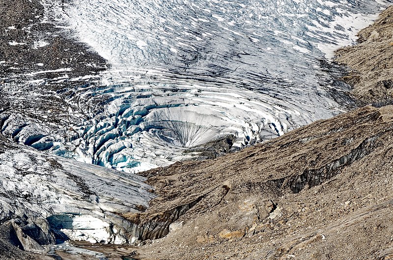 File:30.10.2021 - Der traurige Rest des Gletschers am Großglockner. 03.jpg