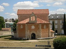 311 Poitiers baptisterio.JPG