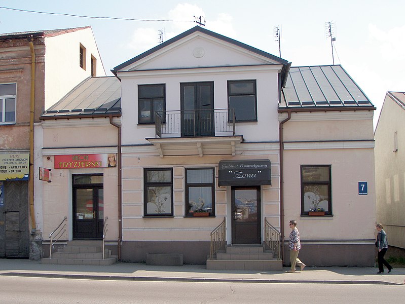 File:7, Wojska Polskiego Street in Augustow.jpg