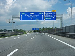 A1 netālu no Sanktpeltenes