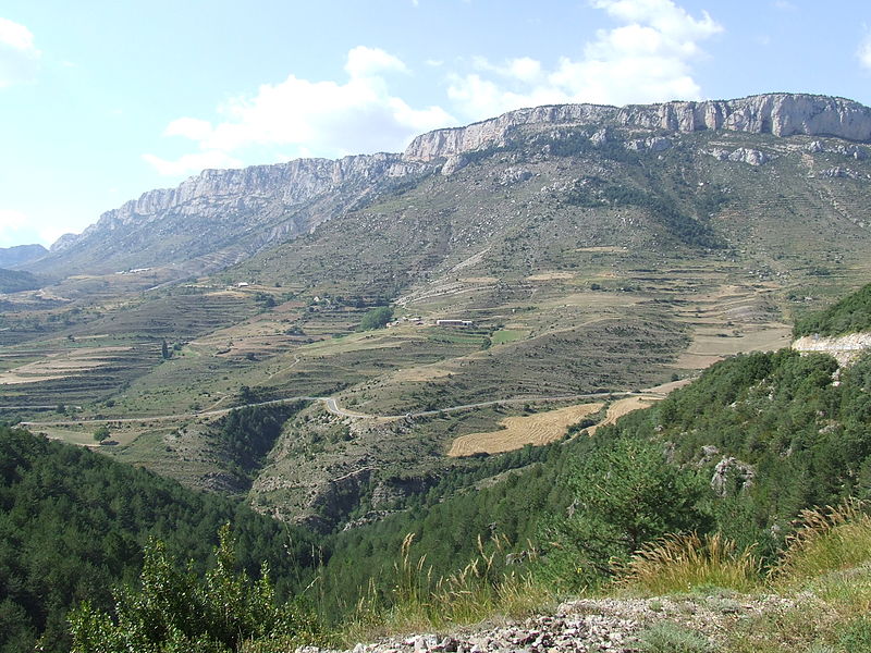 File:Abella de la Conca. Bóixols. Serra de Carreu 2.JPG