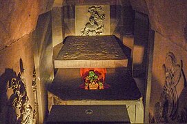 Reconstitution du mausolée du souverain maya K'inich Janaab' Pakal I de Palenque.