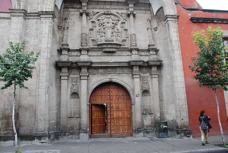 File:Antiguo templo de San Felipe Neri el viejo v1.JPG