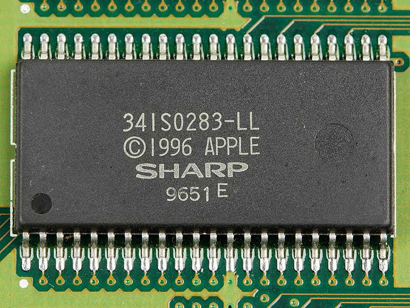 File:Apple 820-0865-A - Sharp 341S0283-LL-4210.jpg