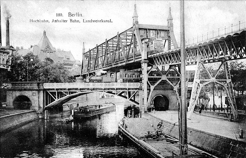 File:Berlin Bruecke Landwehrkanal Hoch und Anhalter Bahn.jpg