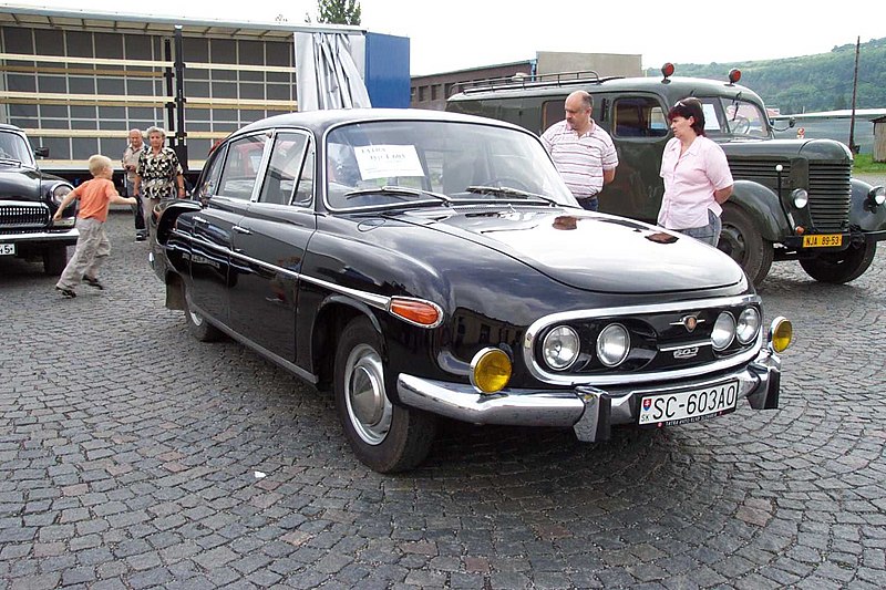 File:Beroun, DOD Probotrans, Exponát Tatra T 603.jpg