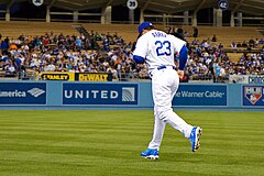 Bobby Abreu wants to play ball -- again