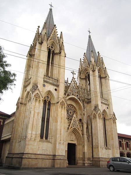 File:Bogotá iglesia de San Façon.JPG