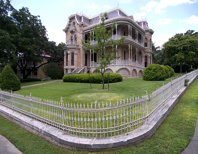 File:Bremond house 2007.jpg