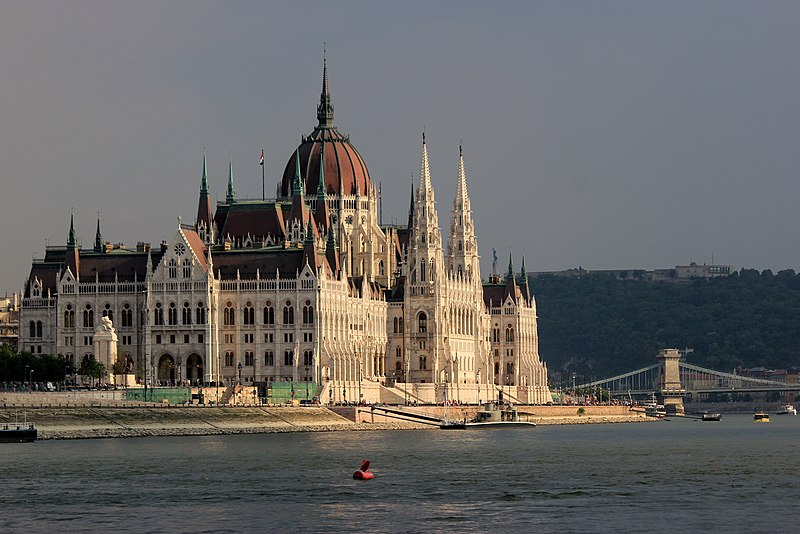 File:Budapest Parlament 2015.JPG