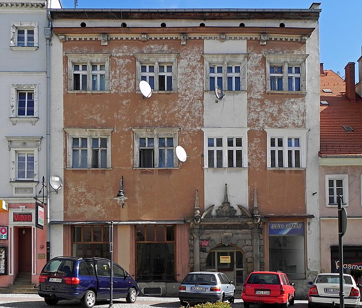 File:Bystrzyca Kłodzka, Rynek 17, 01.JPG