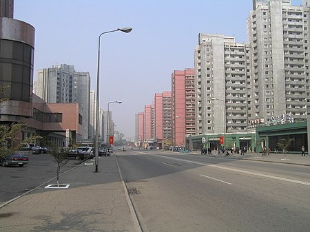 Fail:Changwang_Street_in_Pyongyang.jpg