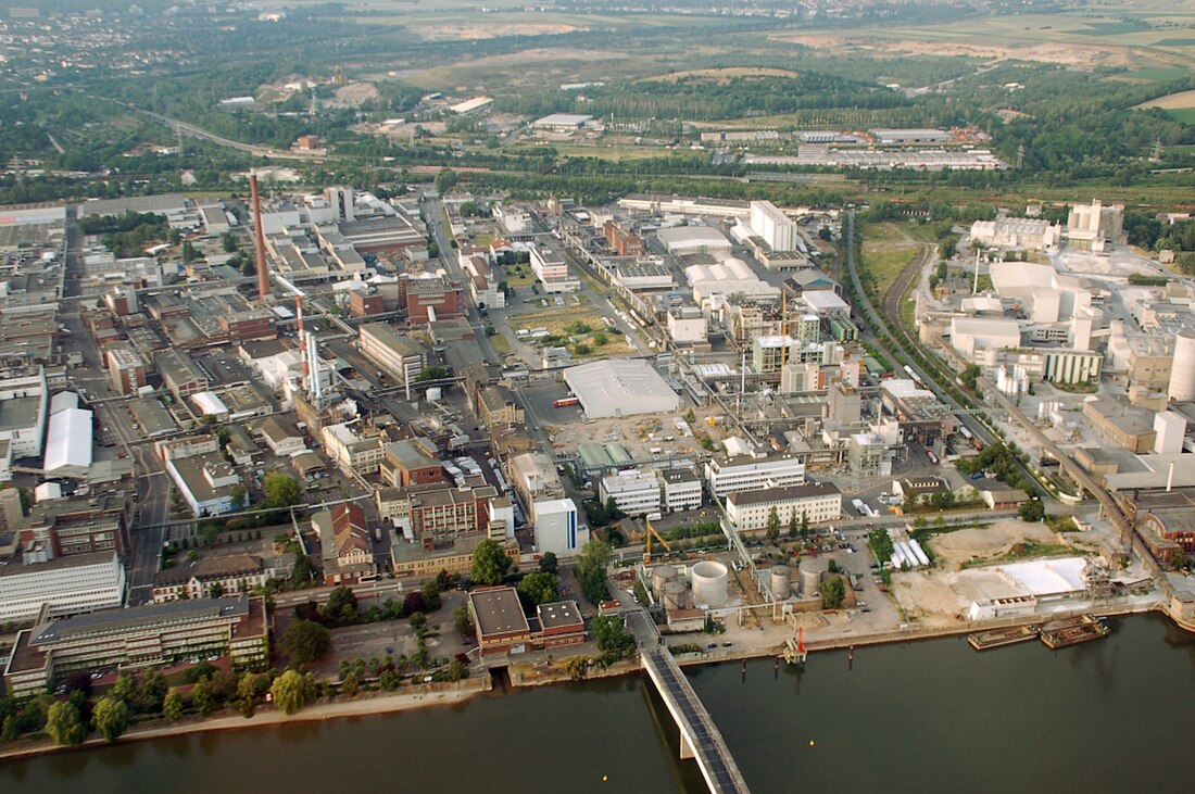 File:Chemische Fabrik Kalle fg01.JPG