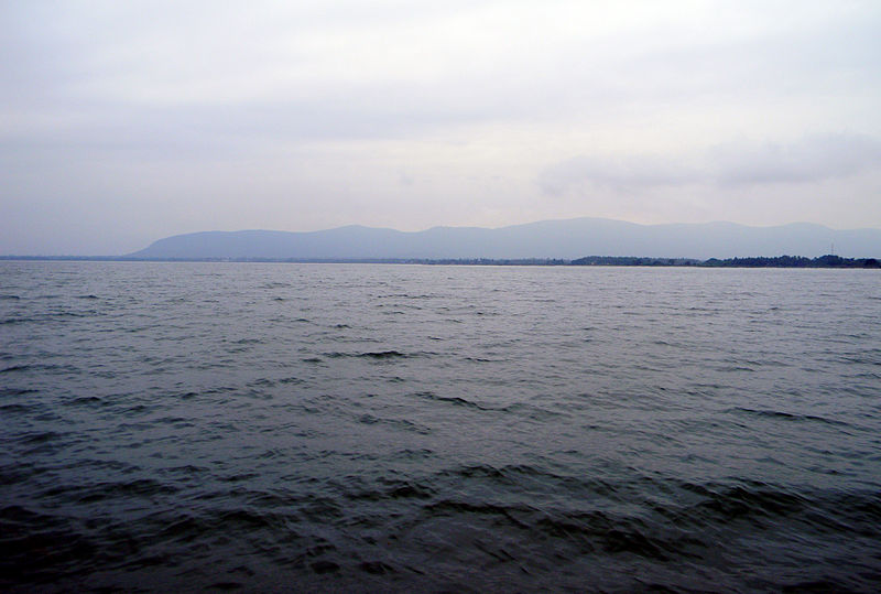 File:Chilika Lake 4.jpg
