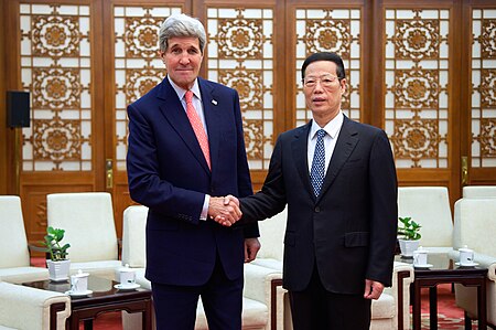 Tập_tin:China_Vice_Premier_Zhang_Shakes_Hands_With_Secretary_Kerry_Before_Meeting_in_Beijing.jpg