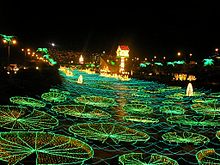 Medellin River during the Lighting of Medellin Christmas2004inMedellin.JPG