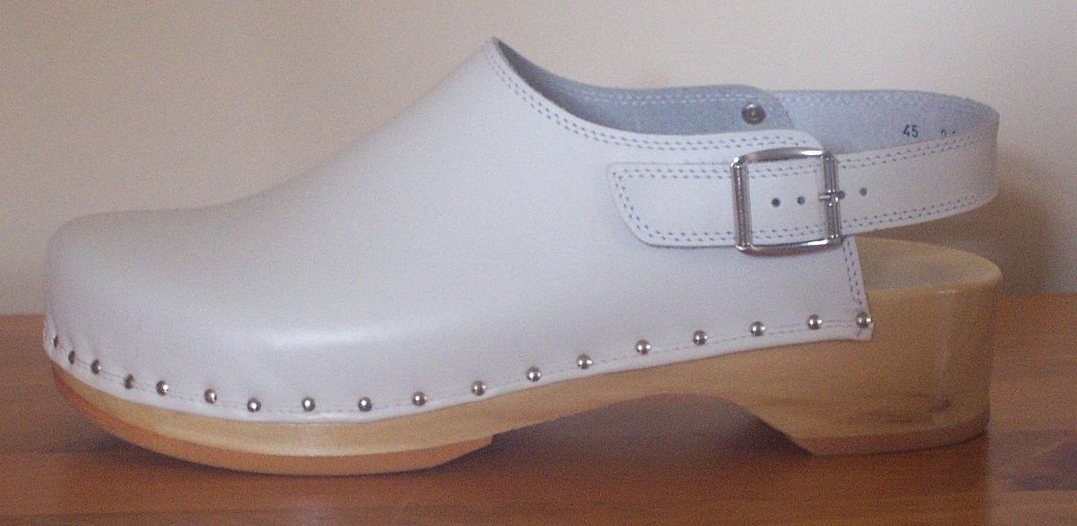 File Clog with heelstrap Berkemann white.jpg Wikimedia Commons