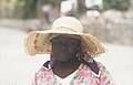 Collectie Nationaal Museum van Wereldculturen TM-20029480 Portret van een vrouw met een hoed Sint Eustatius Boy Lawson (Fotograaf).jpg