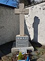 Croix de l'UMAC en mémoire des anciens combattants de l'Isère.