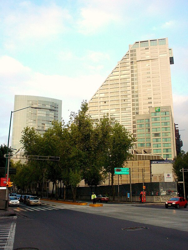 Junction of Insurgentes and Paseo de la Reforma