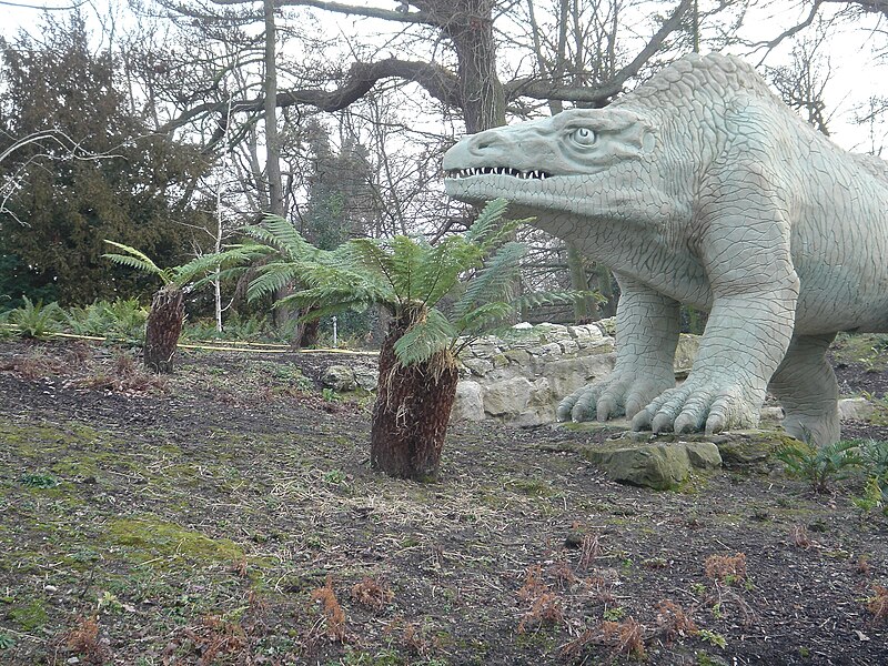 File:Crystal Palace Victorian dinosaur.JPG