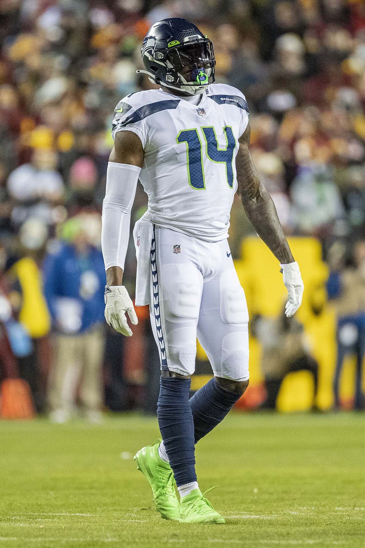 File:DK Metcalf WFT-Seahawks NOV2021.jpg - Wikipedia