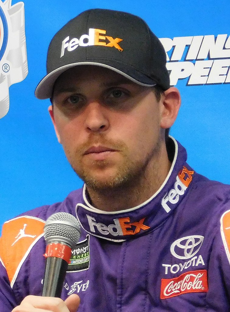 Denny Hamlin - Wikipedia