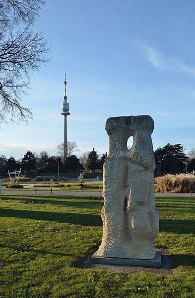 File:Donauturm, abstract monument.jpg