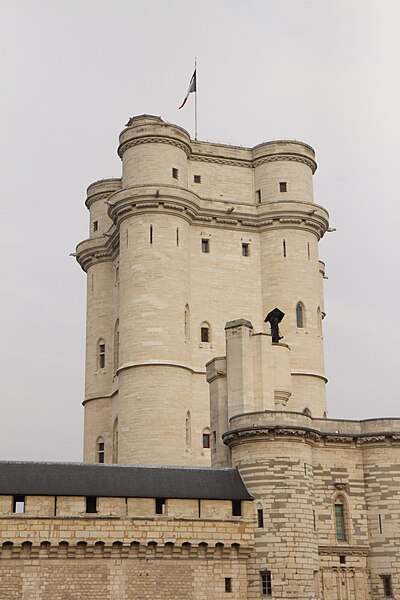 File:Donjon du château de Vincennes - 002.JPG