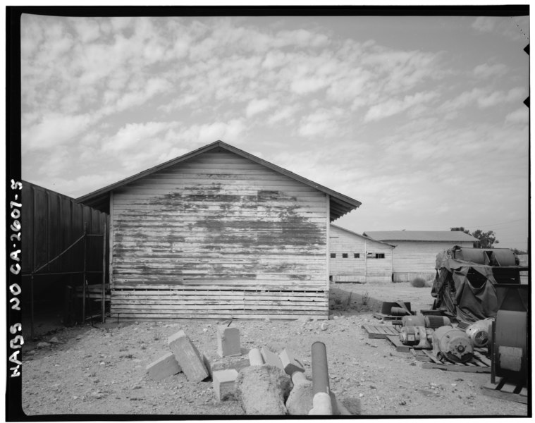 File:EAST WING from E - Latimer Packing House, 321 South San Antonio Avenue, Ontario, San Bernardino County, CA HABS CAL,36-ONT,1-5.tif