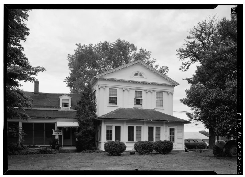 File:EXTERIOR, EAST FRONT - Baldwin-Buss House, Main Street and Streetsboro Road, Hudson, Summit County, OH HABS OHIO,77-HUD,1-2.tif