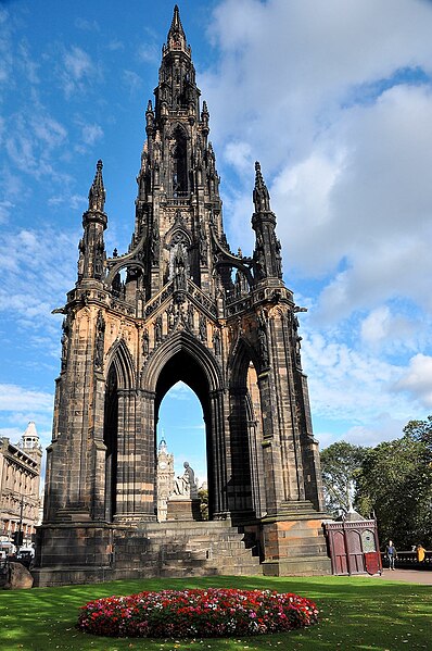 File:Edinburgh, Scott Monument (37729400005).jpg