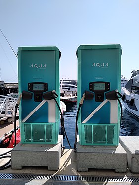 lectric boat charging stations and networks