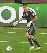 Argentina goalkeeper Emiliano Martinez made two key saves during the last minute of extra time and the decisive penalty shoot-out. Emiliano Martinez vs Colombia, 1-2-2022.jpg